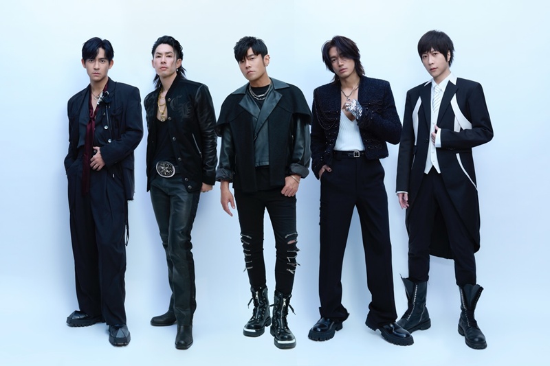 F4 