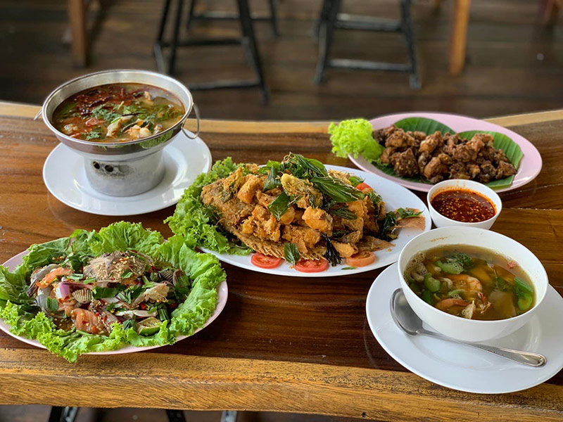 ร้านอาหารพิจิตร
