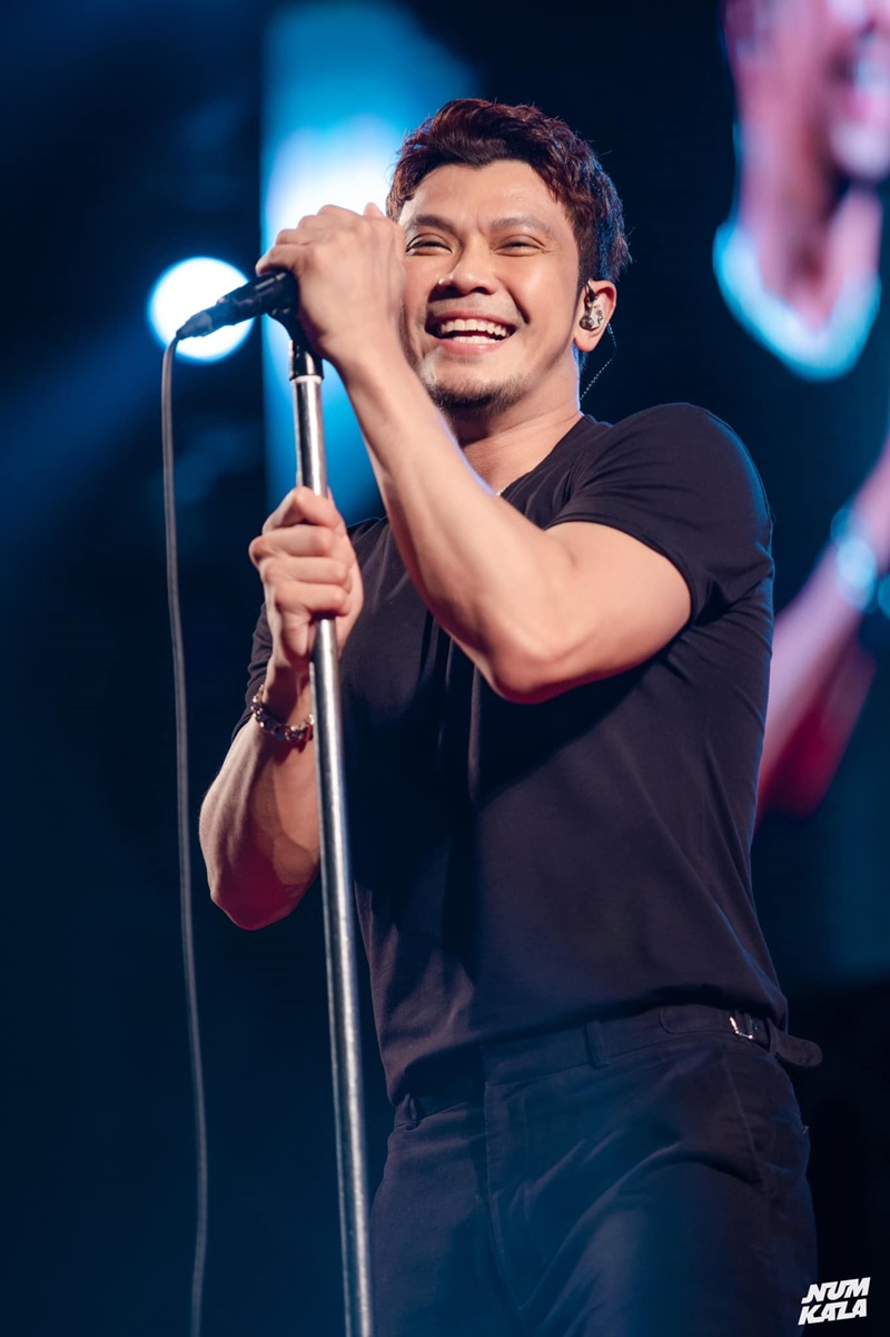 หนุ่ม กะลา