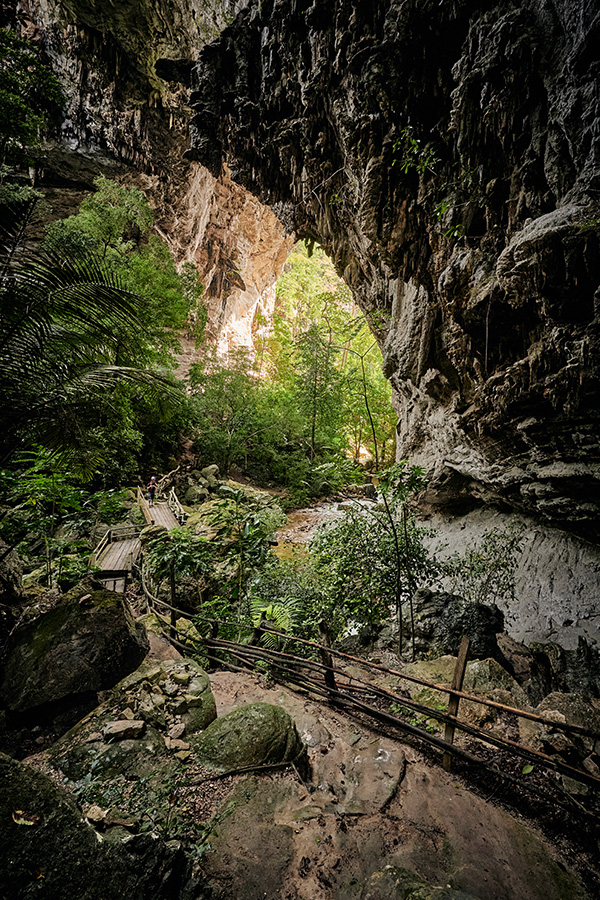 ถ้ำธารลอด กาญจนบุรี