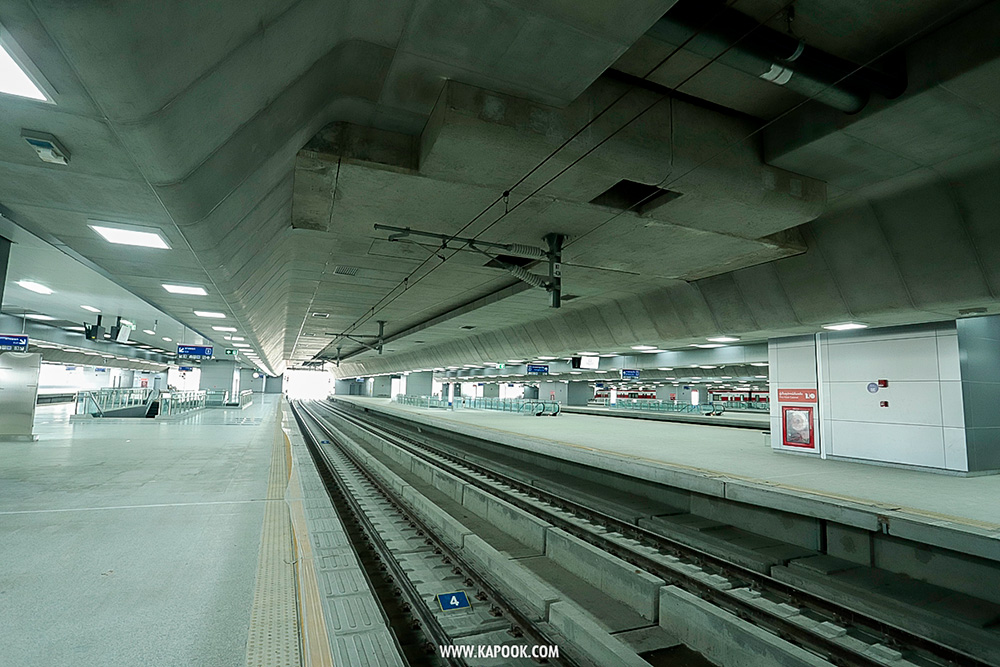 รถไฟฟ้าสายสีแดง