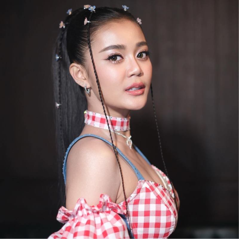 ลำใย ไหทองคำ  