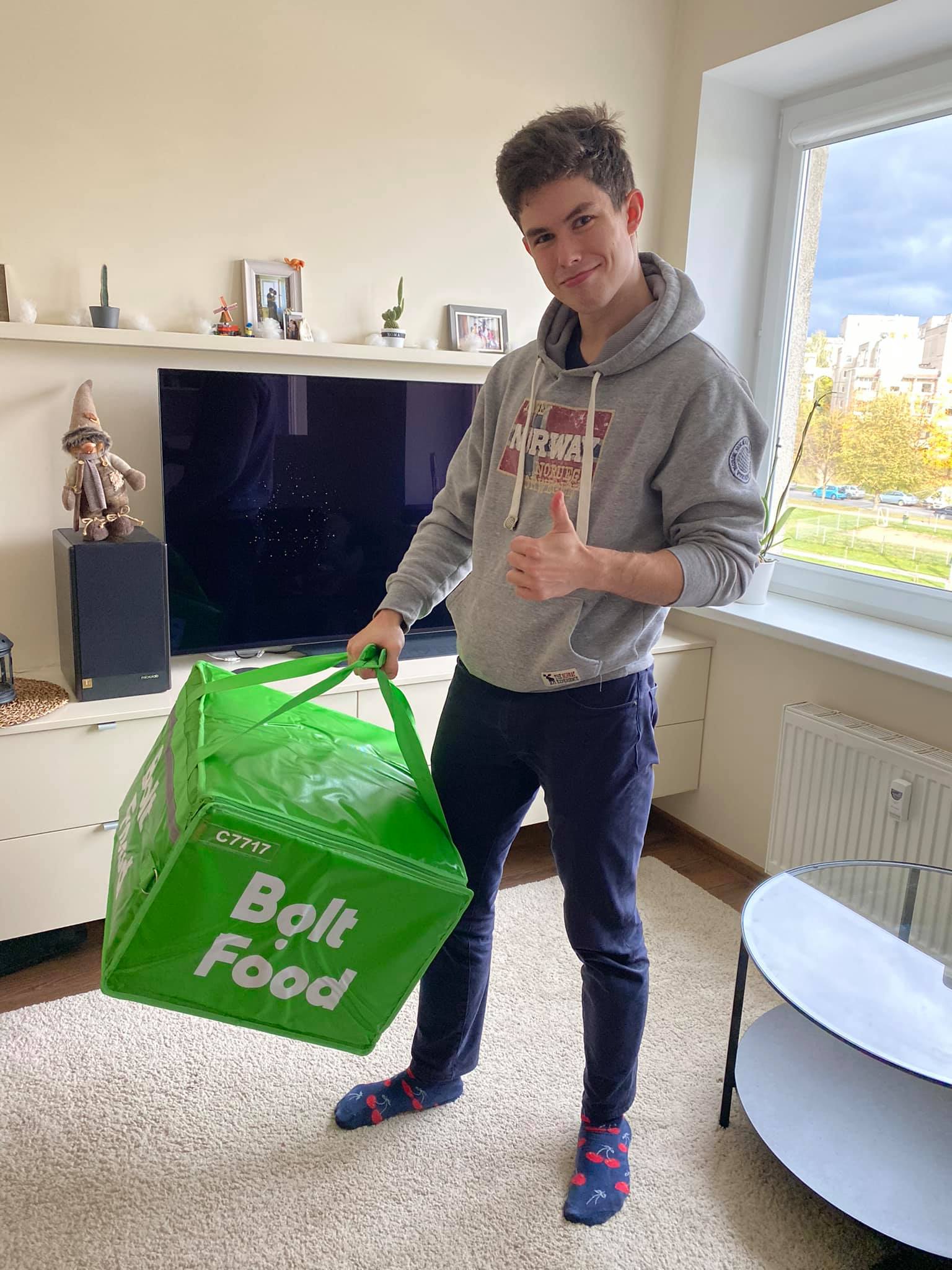 นักบินตกงาน