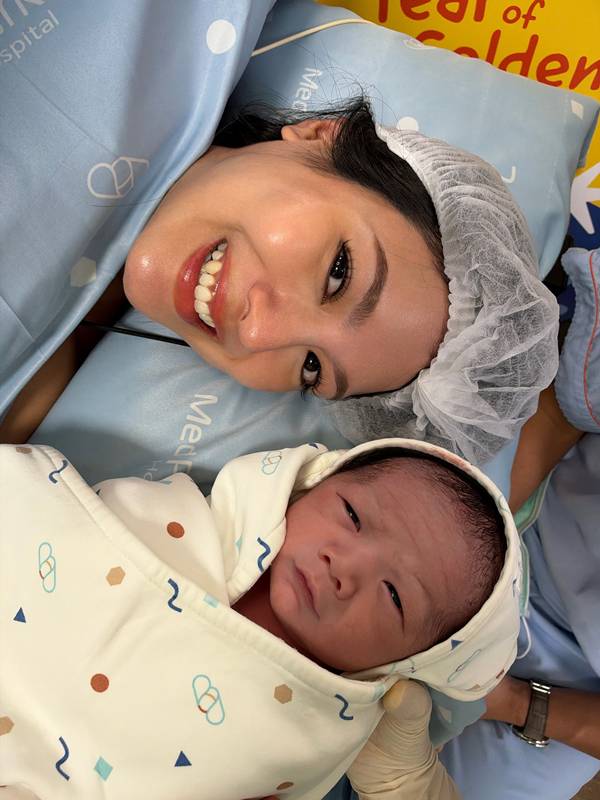 ฝ้าย ปัทมรัตน์ คลอดลูกชายคนที่ 2