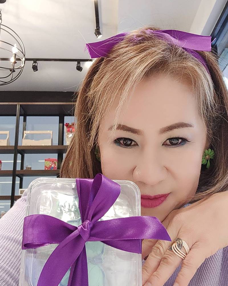 แม่แบมแบม 