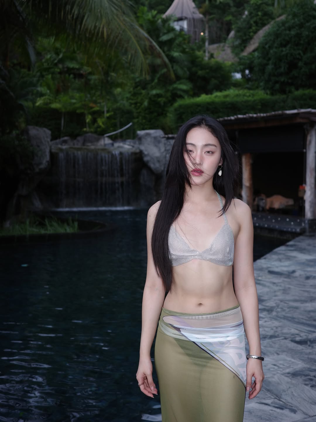 พั้นช์ 4EVE เซ็กซี่เอาเรื่อง