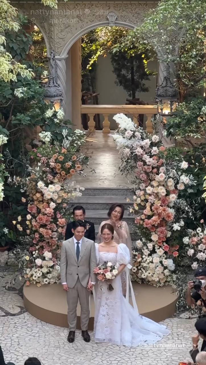 นัตตี้ นันนัท ควง พี่แมน เข้าพิธีแต่งงาน