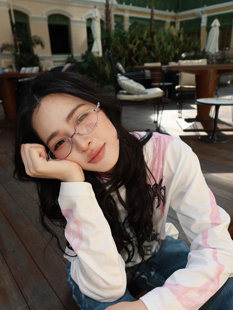หลิงหลิง คอง ประวัติ