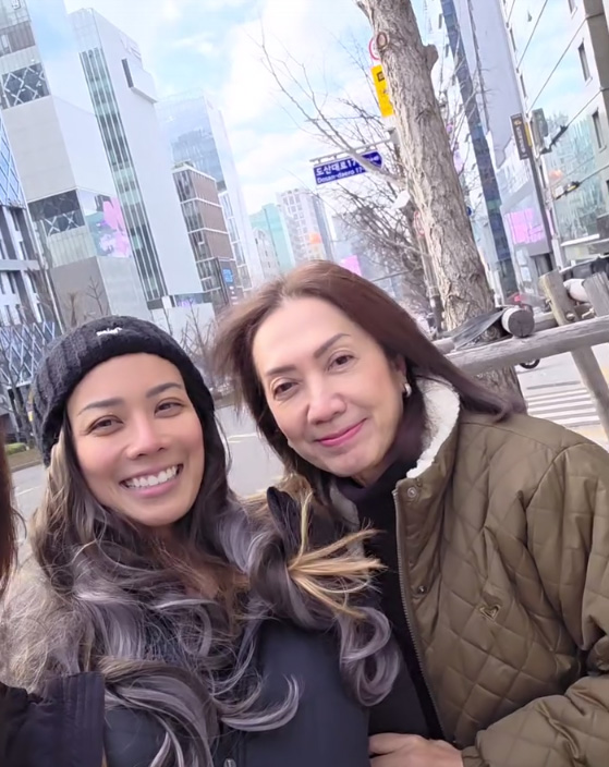 แอฟ ทักษอร เที่ยวเกาหลี