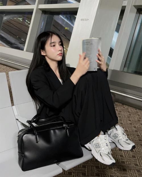 โยชิ รินลดา แฟชั่นสนามบิน