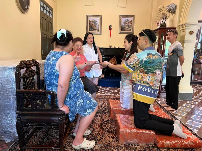 ปอย โอ๊ค