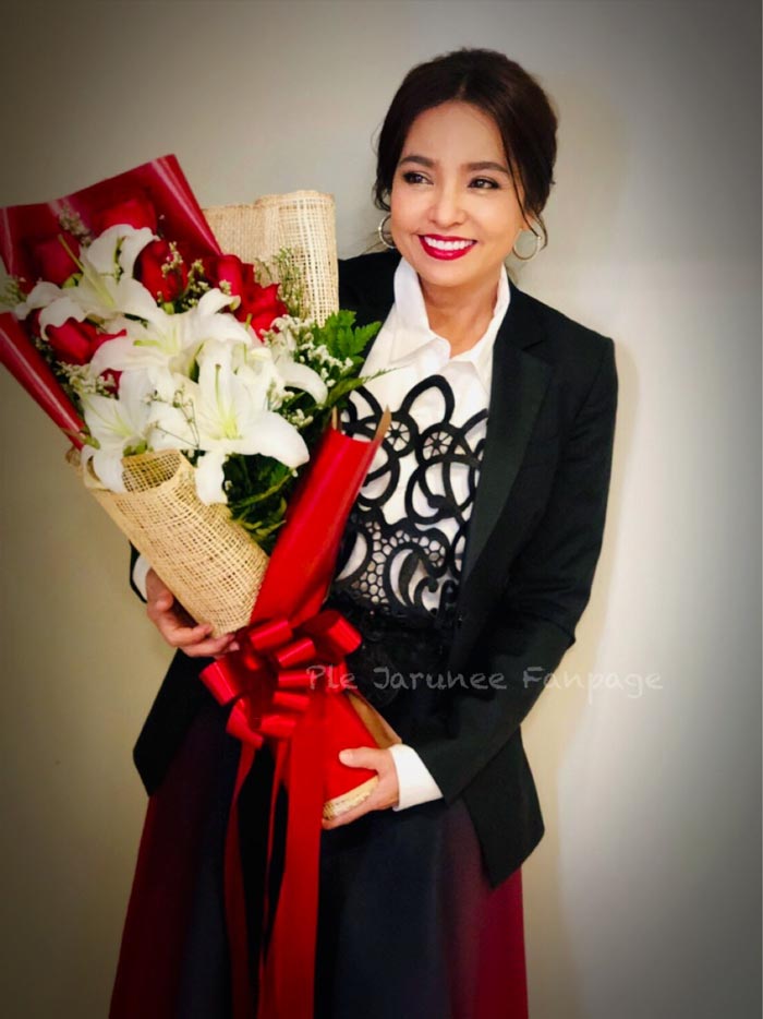 เปิ้ล จารุณี