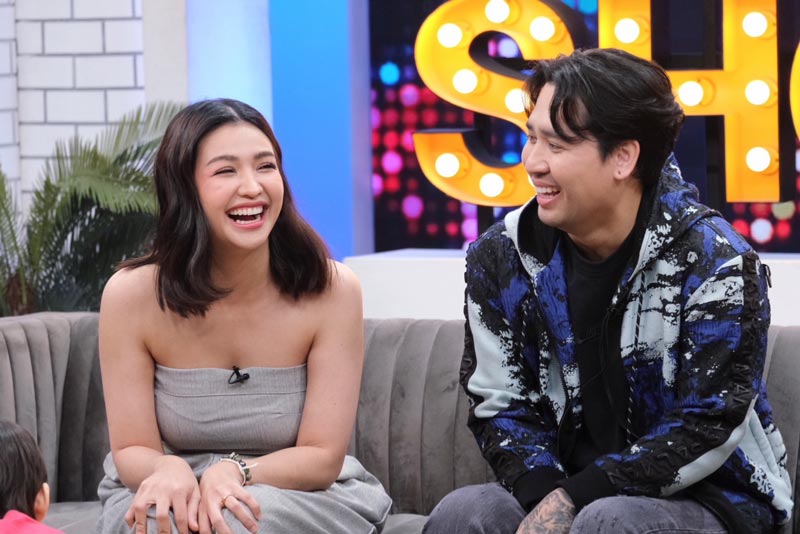 หนูเล็ก บลูเบอร์รี่ เมาท์แซ่บ ตำนานนักร้องกินแดนเซอร์