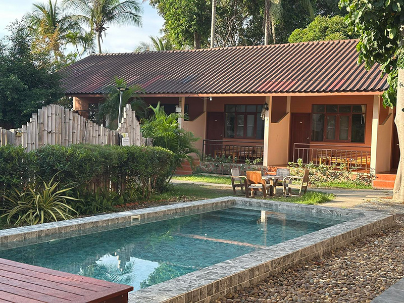 Baan Forty by Rosana Cafe ที่พักติดทะเล สัตว์เลี้ยงเข้าได้