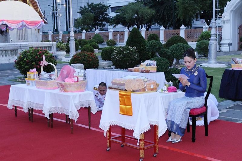 ท่านผู้หญิงอรอนงค์ ปิยนาฎวชิรพัทธ์