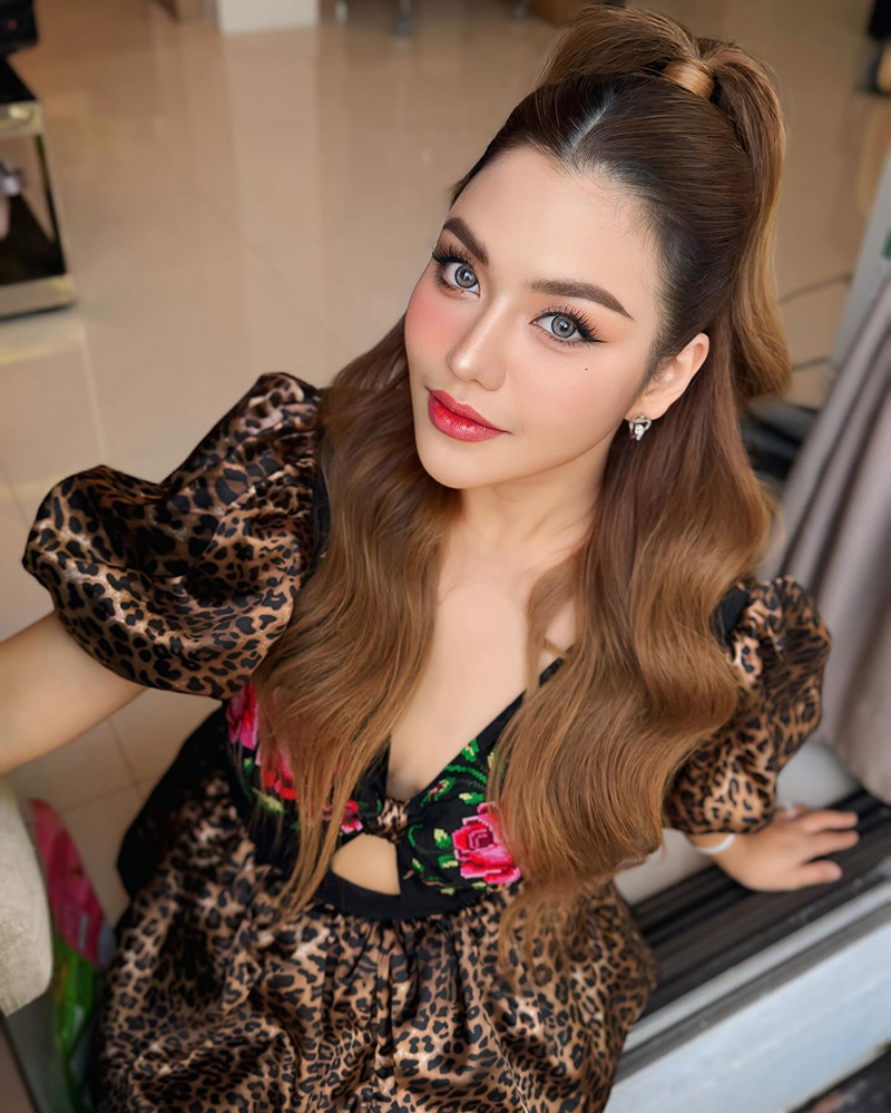 ธัญญ่า นึกว่าตำรวจลงกลางไลฟ์ 