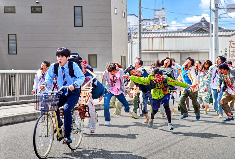 ภาพจาก Zom 100: Bucket List of the Dead ซีรีส์ซอมบี้น่าดู หนีซอมบี้