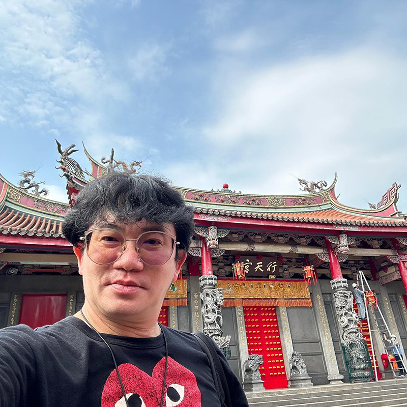 ก้อง ปิยะ 