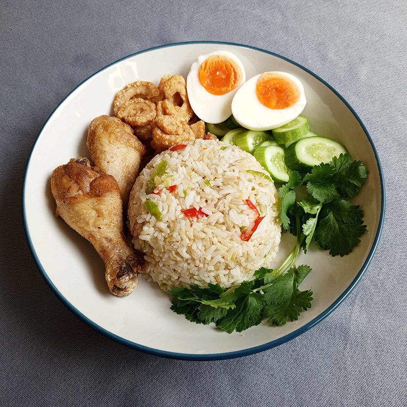 ข้าวคลุกพริกเกลือ