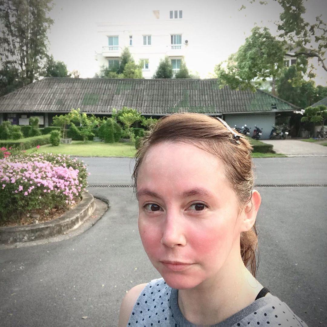 แอน นิออน