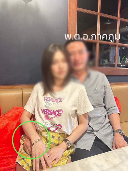 มินนี่ สุชานันท์ ประวัติ