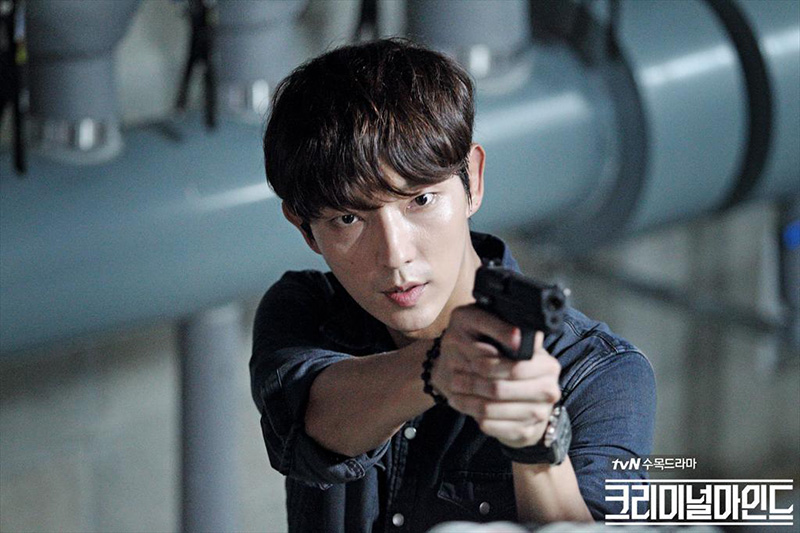 อีจุนกิ