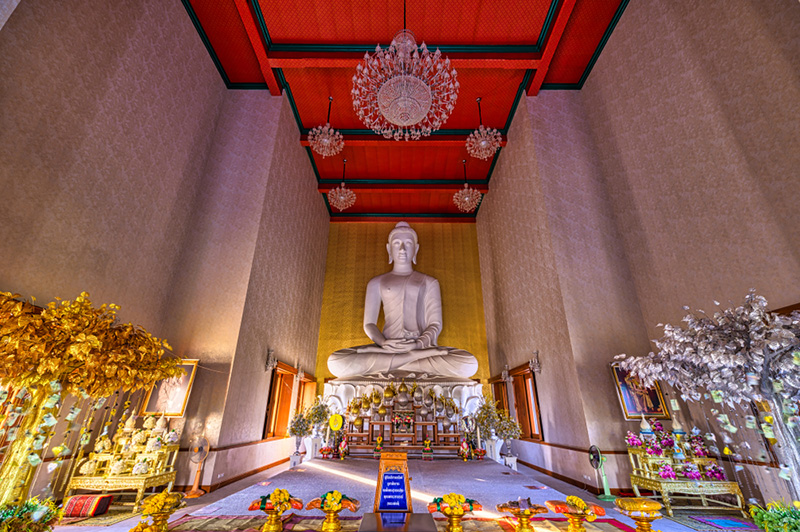 หลวงพ่อใจดีมั่งมีศรีสุข วัดดอนใหญ่ ปทุมธานี