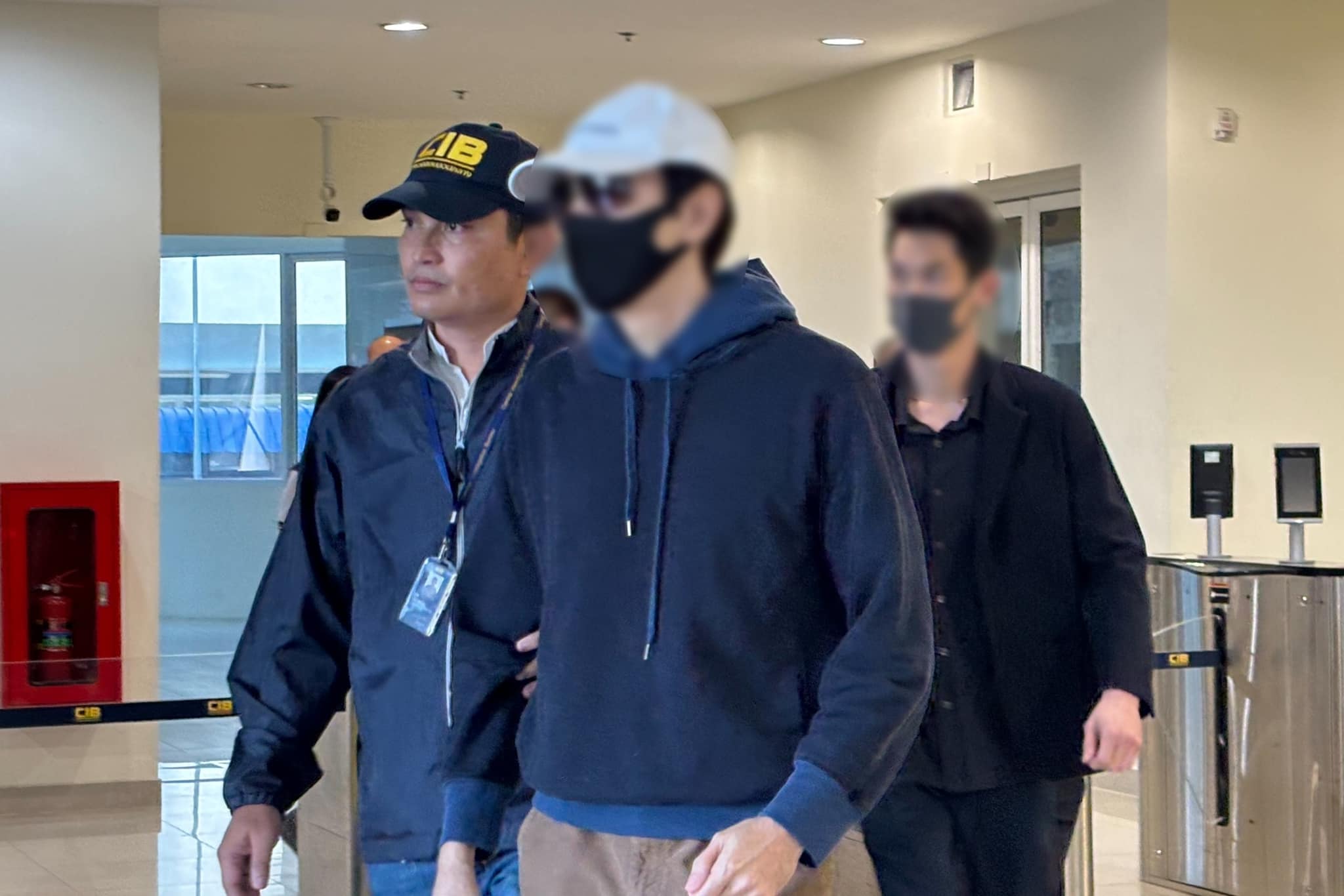  แซม ยุรนันท์