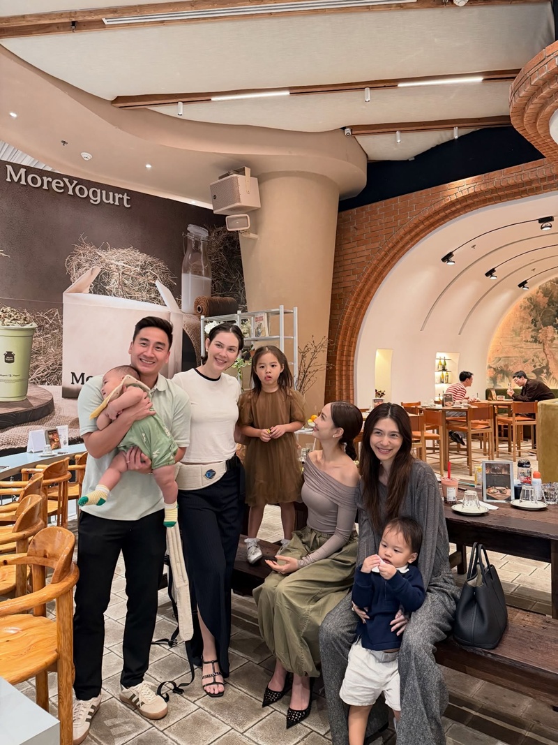 แต้ว ณฐพร รวมตัว แมท ภีรนีย์ และ มิว นิษฐา