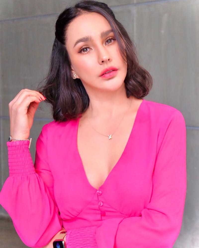 แหม่ม วิชุดา