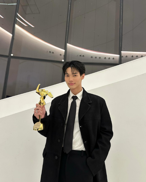 วิน เมธวิน ประวัติ