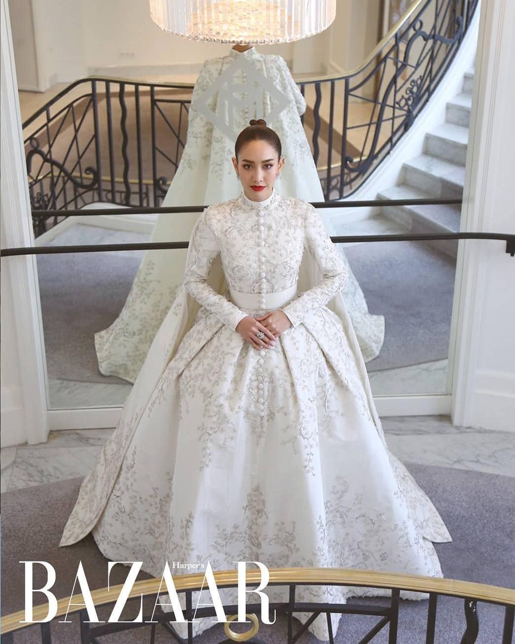 มิน พีชญา