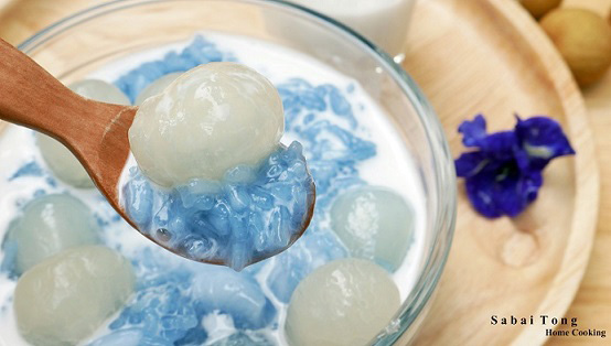 ข้าวเหนียวเปียกอัญชันลำไย ขนมสีฟ้า ขนมวันแม่ สูตรขนม