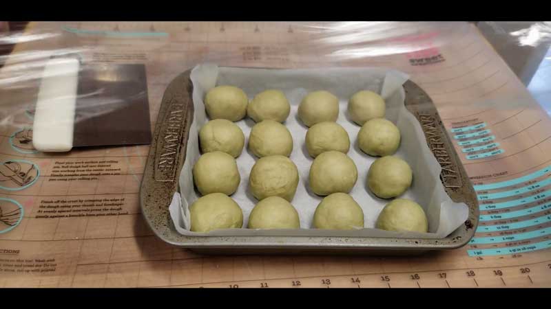 ขนมปังชาเขียว