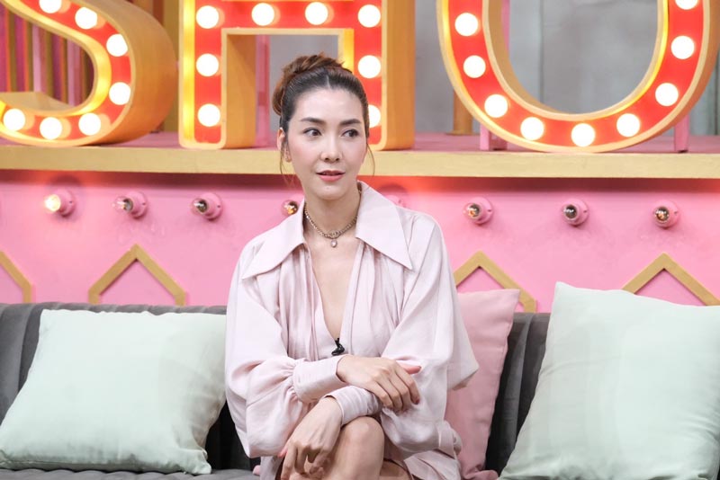 วุ้นเส้น วิริฒิพา