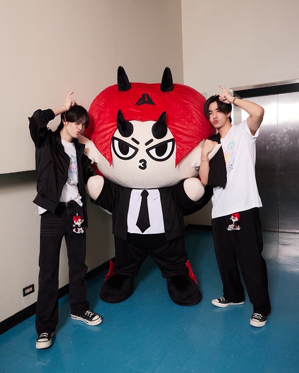 ตุ๊กตาด้อม gmm