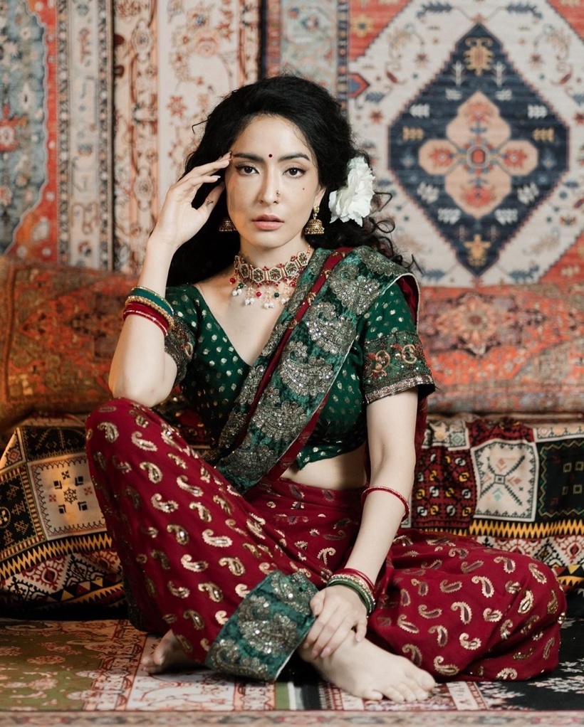 พิ้งค์กี้ สาวิกา