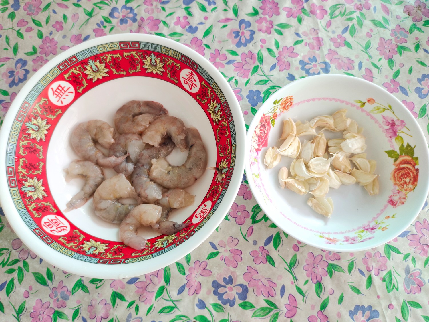กุ้งกระเทียม