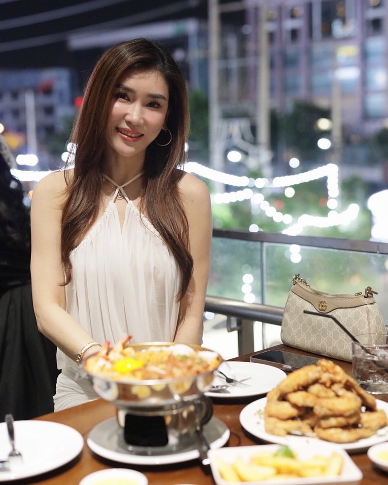 พีท ทองเจือ