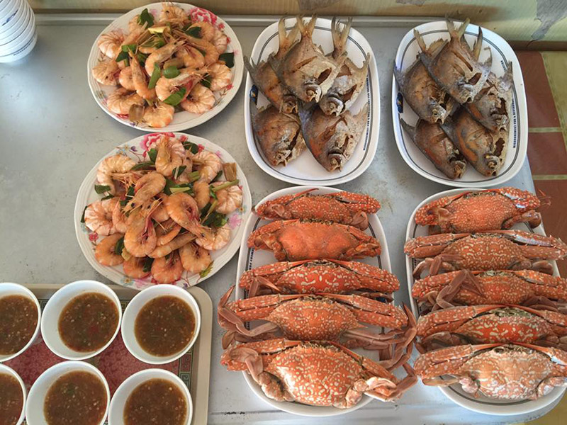 เกาะแรตผู้ใหญ่เพ้งโฮมสเตย์