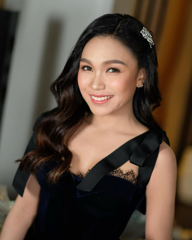 ลิลลี่ ได้หมดถ้าสดชื่น ดาราชุดว่ายน้ำ