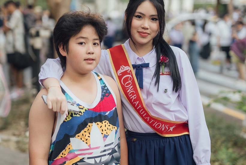 กิ๊ก สุวัจนี ใจฟู น้องธาช่า ลูกสาวคนที่สอง จบ ม.6 พร้อมเข้าสู่วัยมหาวิทยาลัยแล้ว