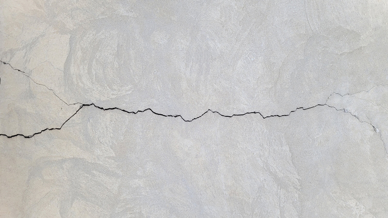 รอยร้าวแนวนอน (Horizontal Cracks)