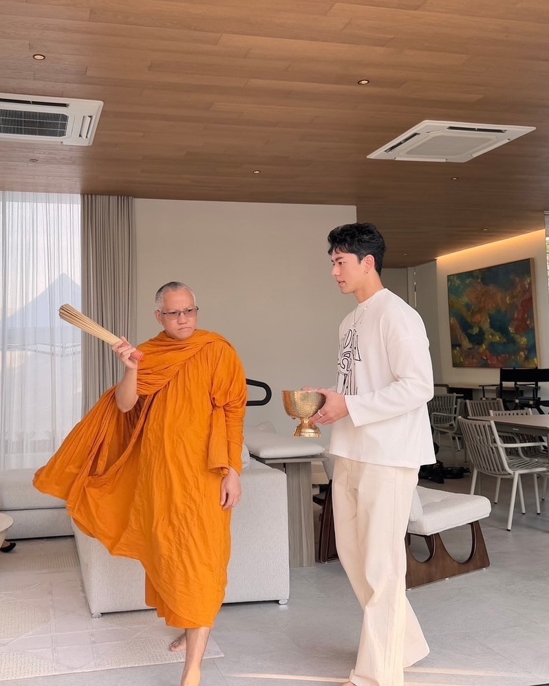 นาย ณภัทร ทำบุญขึ้นบ้านใหม่