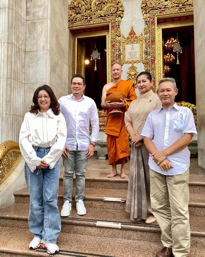 อู๋ ธนากร บวช