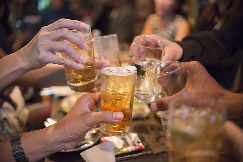 เมาท์คู่รักดารา เมาแล้วกลายร่าง