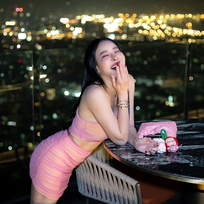 หนิง ปณิตา ลงรูปสวยแซ่บ ก่อนเจอสามีเก่าเมนต์ช็อตฟีล