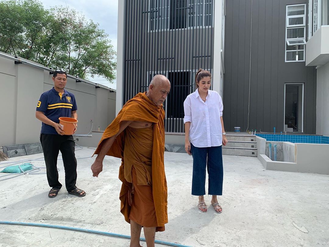 บ้านแจ๊ส ชวนชืน