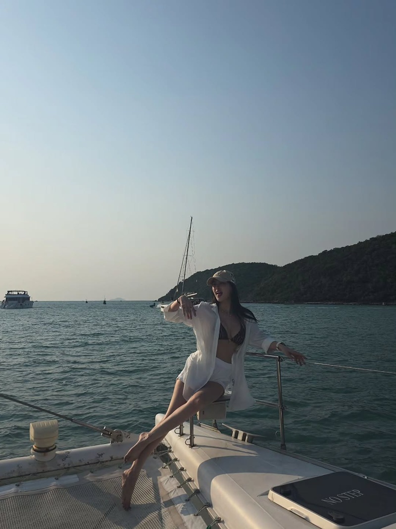 แจ็คกี้ ชาเคอลีน