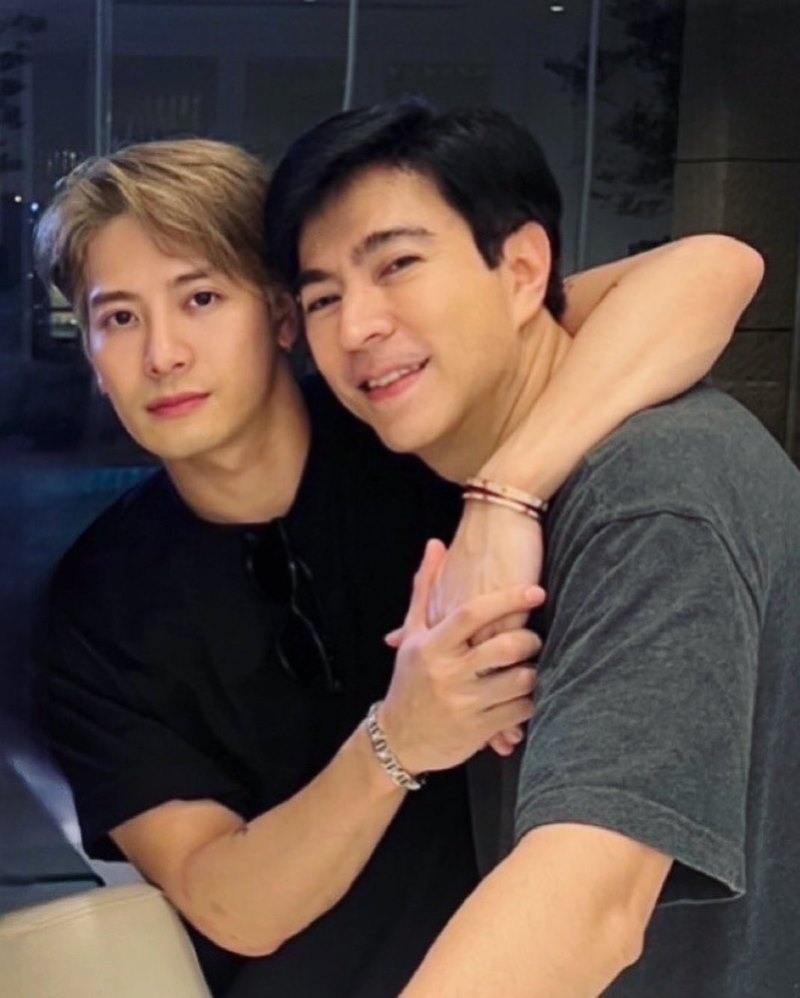 แซม ยุรนันท์